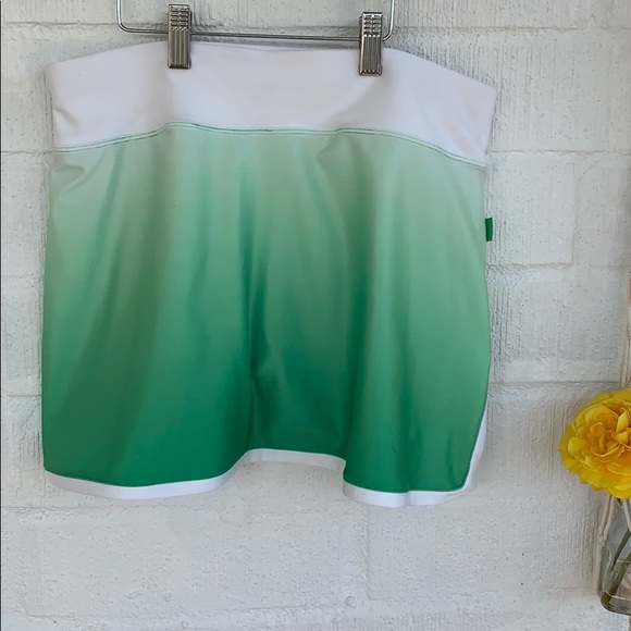 Nike Fit Dry Skirt with Shorts - Picture 5 of 7